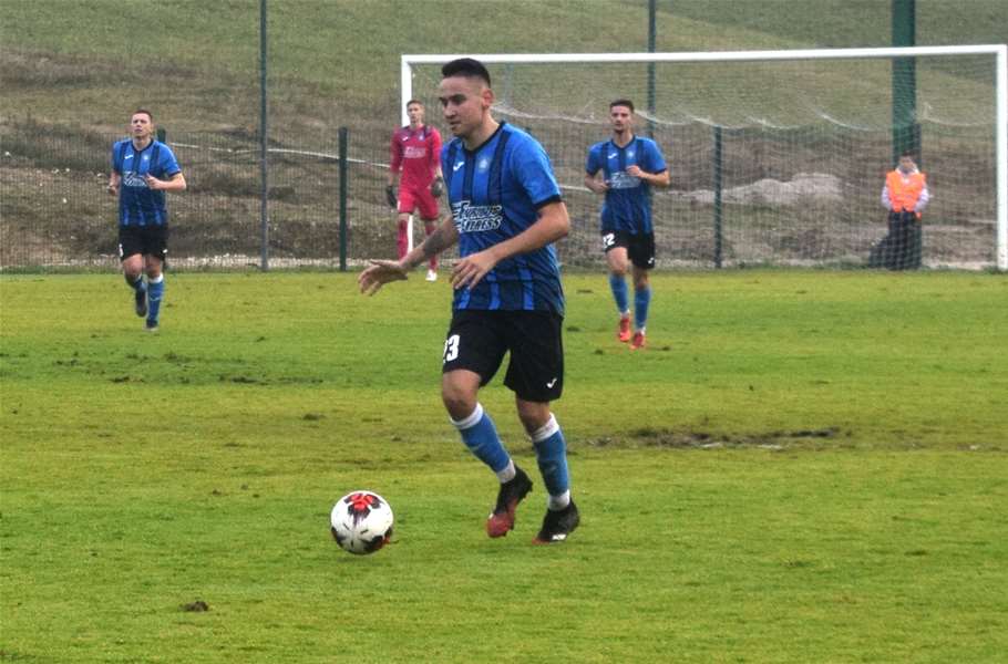 SPORT 13.9_NOGOMET 4. NL SREDIŠTE SKUPINA A STRAŽA PORAŽENA KOD ŠPANSKOG Borna Vidiček .JPG