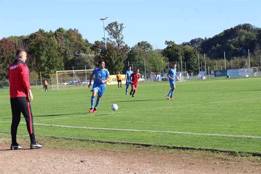 ZAGREB - MLADOST.jpg