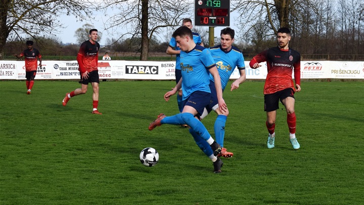 tondach - kurilovec 09.JPG