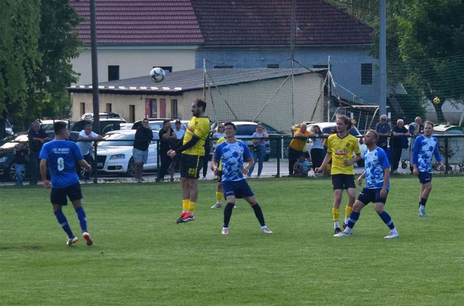 Mladost MB Radoboj 07.JPG