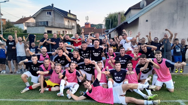 gaj karlovac 12 .jpg