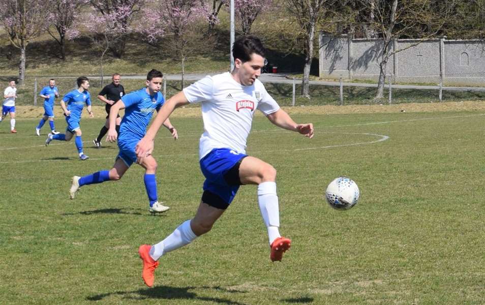 web Mladost MB Oro4.JPG