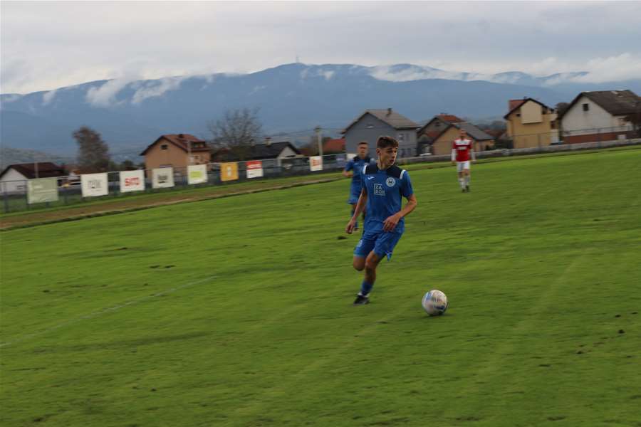 ILOVAC-MLADOST.JPG