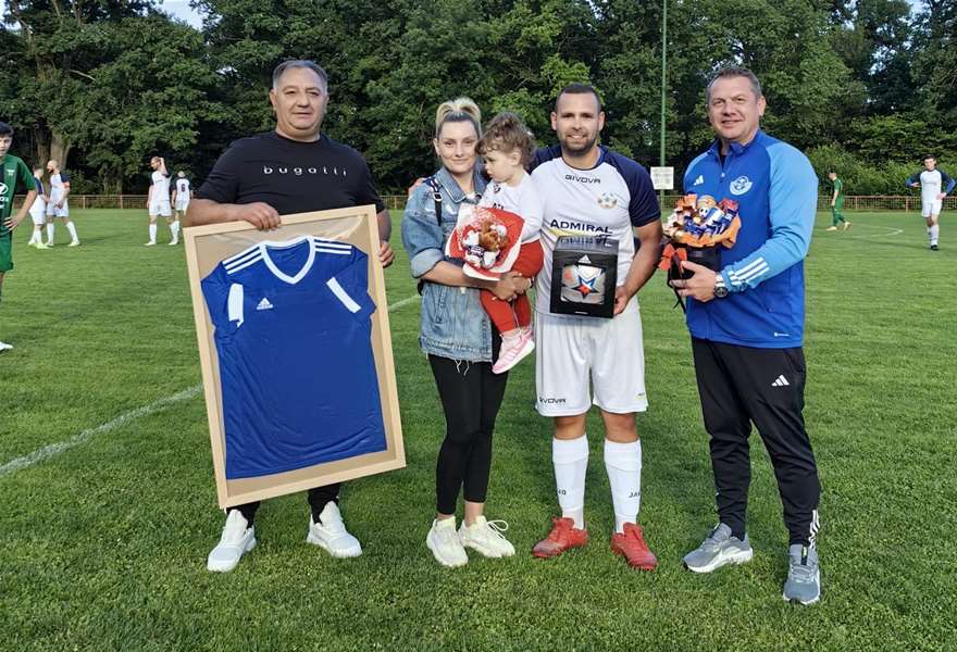 SPORT 11.6_NOGOMET 1. ŽNL OPROSTIO SE RENATO ČERNJEVIĆ 2.jpg