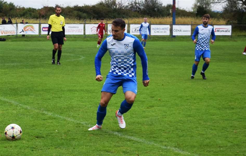 SPORT 17.10_NOGOMET 4. NL SREDIŠTE SKUPINA A IVANČICA I DALJE NA DNU.JPG