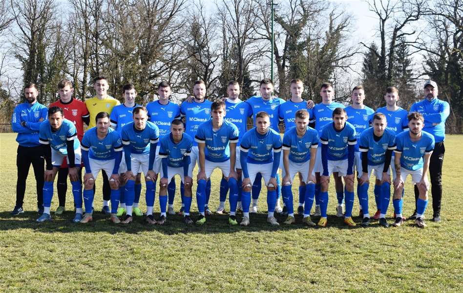 SPORT 21.02_NOGOMET ZADRŽATI SREDINU LJESTVICE .JPG