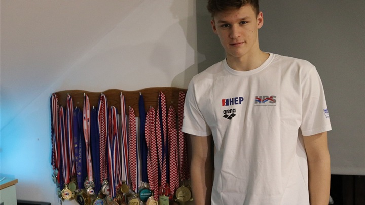 Petar Pavalić najbolji je hrvatski plivač leđnom tehnikom na malim bazenima