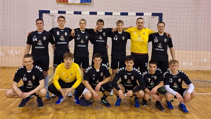 RK Bedekovčina seniori 2004.jpg