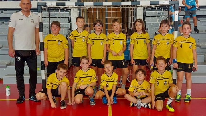 SPORT 30.1._MINI RUKOMET MALI RUKOMETAŠI BEDEKOVČINE DO ŠEST POBJEDA  .jpg