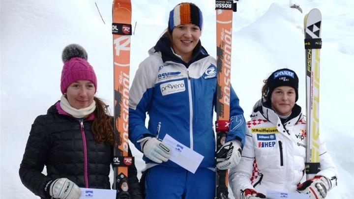 Saša Tršinski postolje.jpg