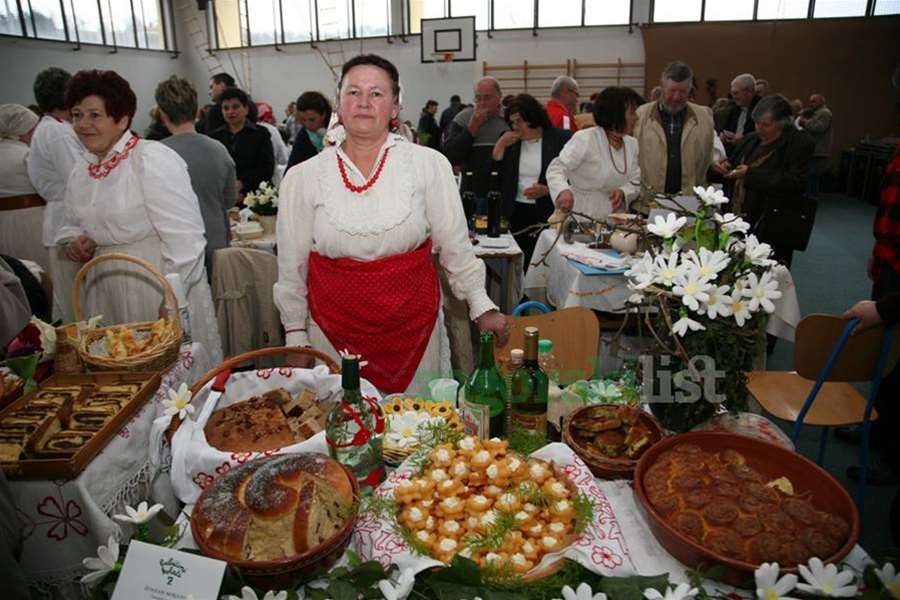 babičini kolači.jpeg