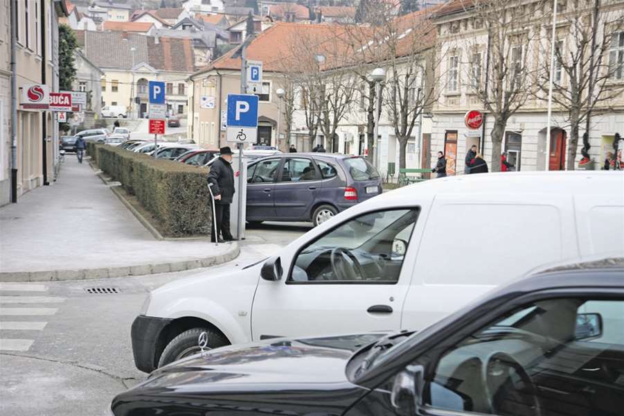 Parking1-Krapina.jpg