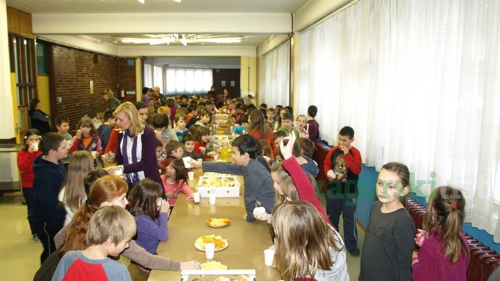 zagorje_osnovna_skola_zabok_krizic_kruzic_izlozba_09022012_11.jpg