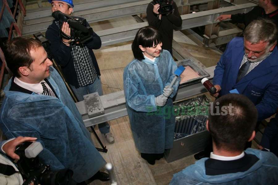 zagorje_vetropack_otvaranje_nove_plinske_peci_ministrica_holy_sinisa_hajdas_doncic_05042012_03.jpg
