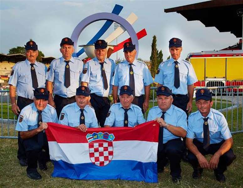 vatrogasci u francuskoj3.jpg