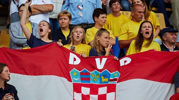 vatrogasci u fra.jpg