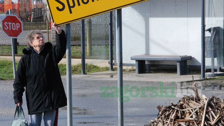 zagorje, prometni-znak, spickovina, izjava, premijer-milanovic, 19032013, 01.jpg