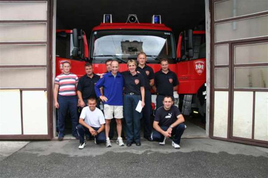 p_182076Nick OShea sa zagorskim kolegama.jpg