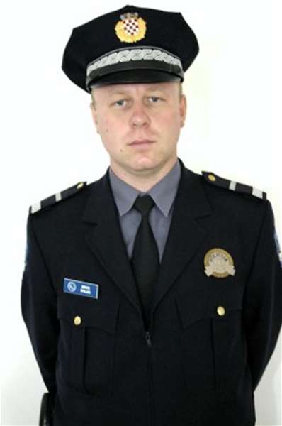 p_633475spiljar_policajac.jpg